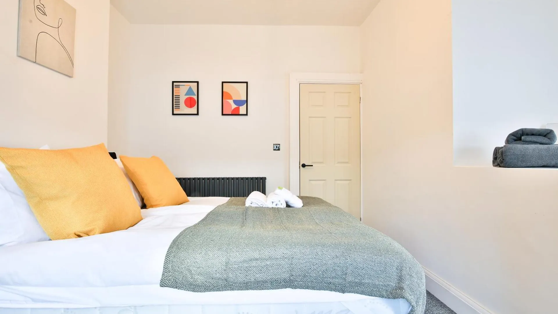 Stayright Charming 2Br House, Walking Distance To City Centre Cardiff 0*,  United Kingdom