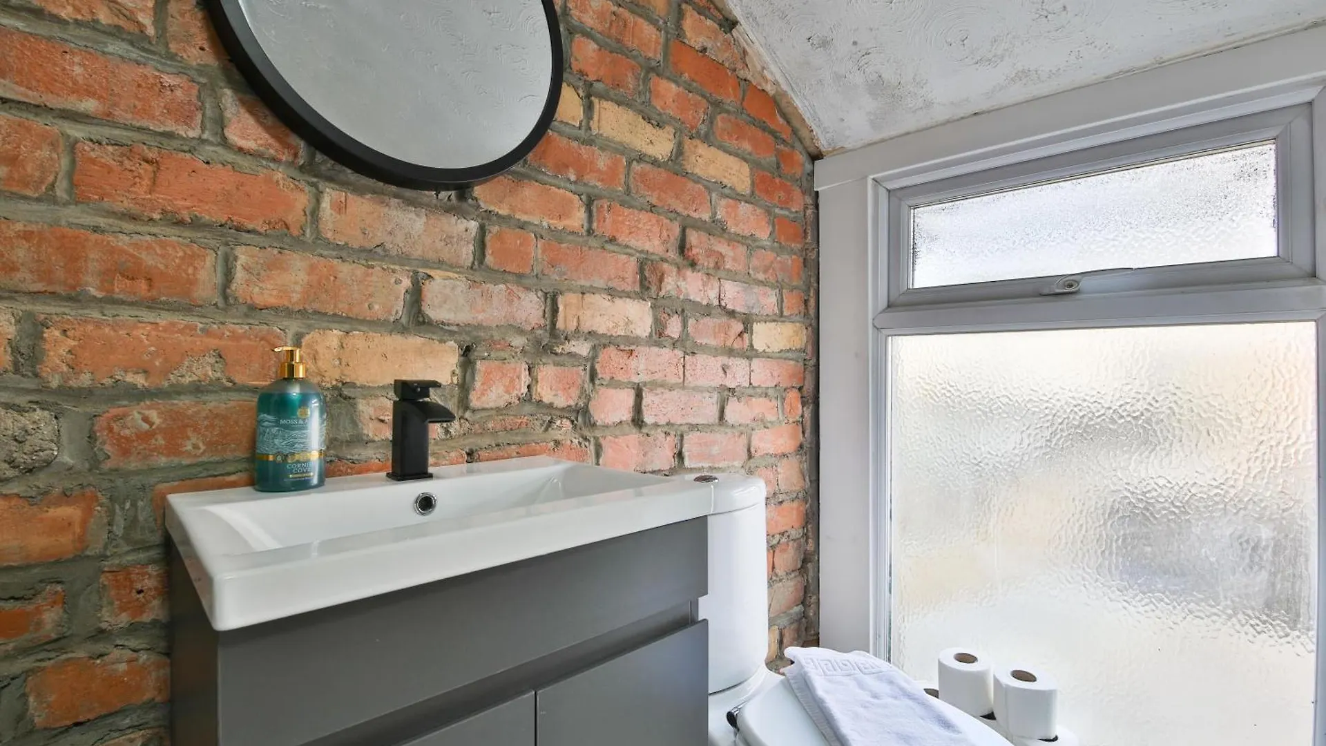 Stayright Charming 2Br House, Walking Distance To City Centre Cardiff United Kingdom